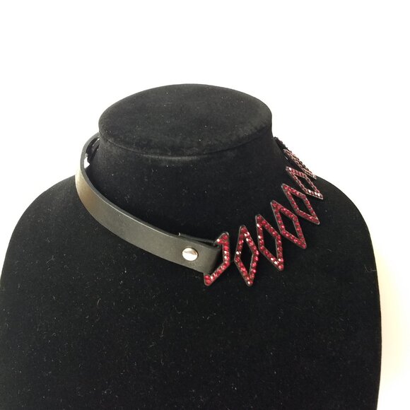 Triangular Choker Marked Red Rhinestone Goth Whimsigoth Dark Academia Adjustable - Picture 5 of 10